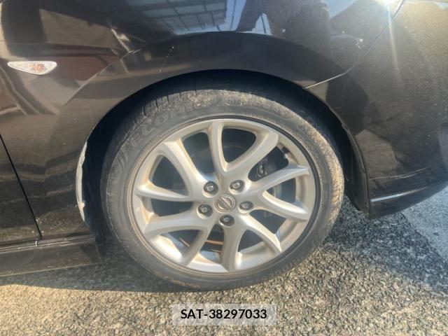 Nissan LAFESTA 2011-07 7220445-4
