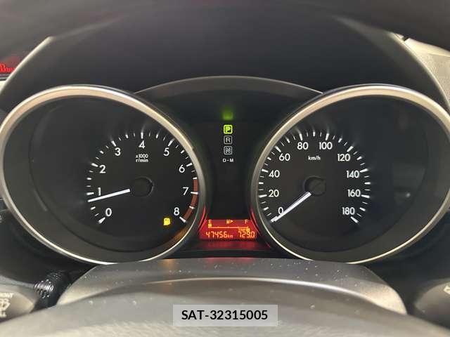 Nissan LAFESTA 2012-01 7272147-10