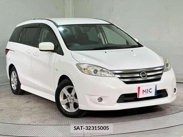 Nissan LAFESTA 2012-01 7272147-1