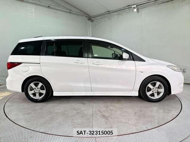 Nissan LAFESTA 2012-01 7272147-3