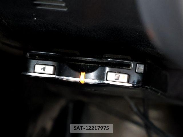 Nissan LAFESTA 2016-09 7272141-20
