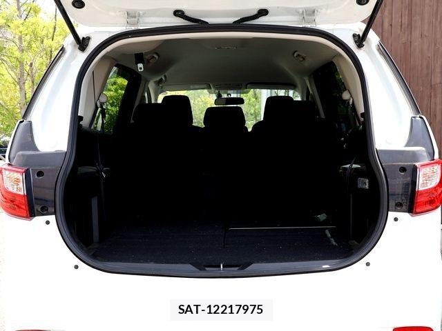 Nissan LAFESTA 2016-09 7272141-29
