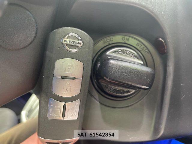 Nissan LAFESTA 2013-09 7272142-6