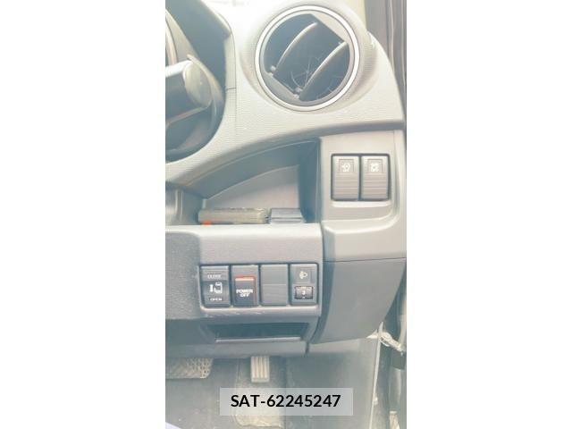 Nissan LAFESTA 2012-08 7327795-17