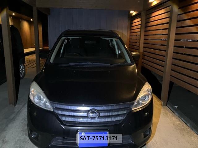 Nissan LAFESTA 2015-06 7392537-0