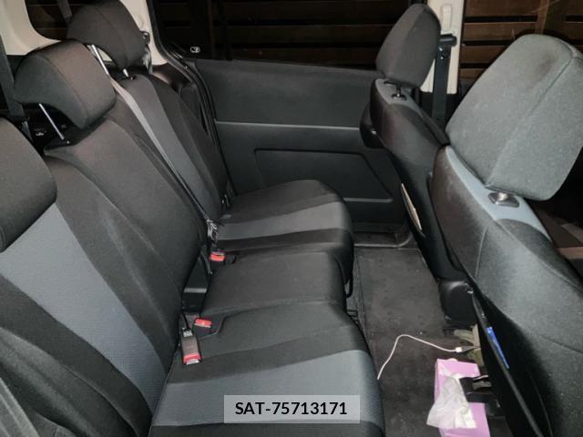 Nissan LAFESTA 2015-06 7392537-14
