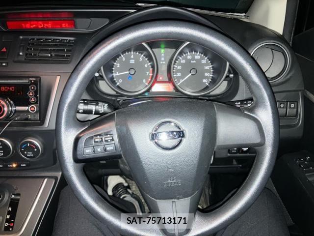 Nissan LAFESTA 2015-06 7392537-16