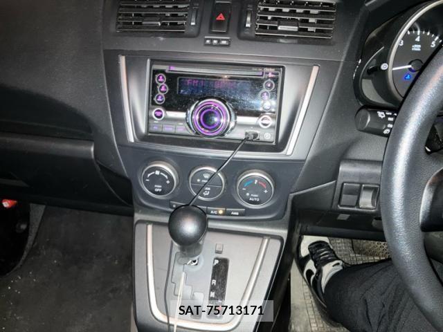 Nissan LAFESTA 2015-06 7392537-17