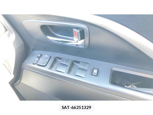 Nissan LAFESTA 2012-08 7455208-13