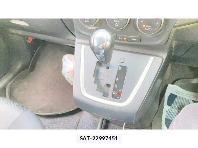 Nissan LAFESTA 2011-06 7455207-22