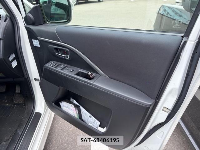 Nissan LAFESTA 2013-03 7617402-11