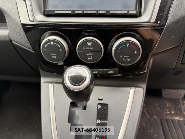 Nissan LAFESTA 2013-03 7617402-19