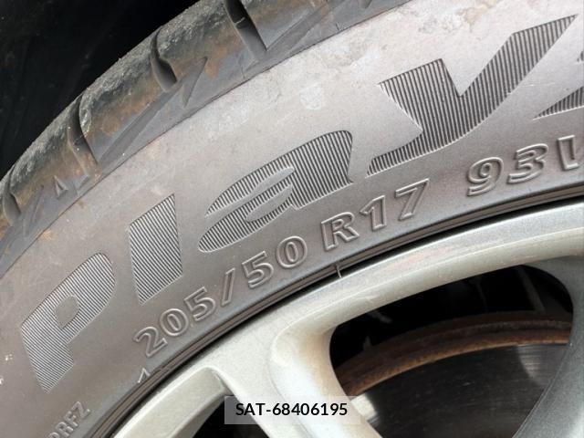 Nissan LAFESTA 2013-03 7617402-8