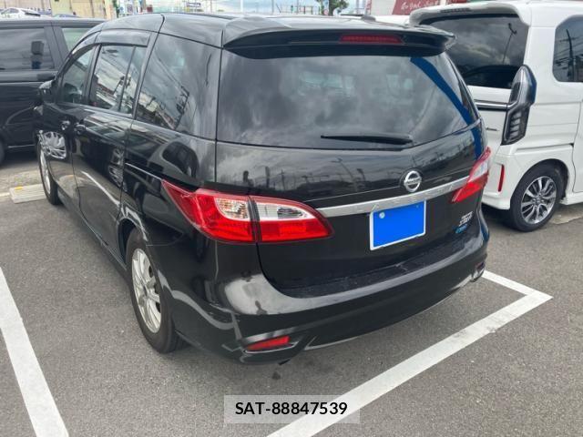 Nissan LAFESTA 2011-10 7617406-2