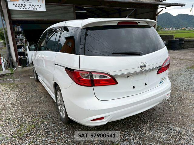 Nissan LAFESTA 2011-06 7724692-5