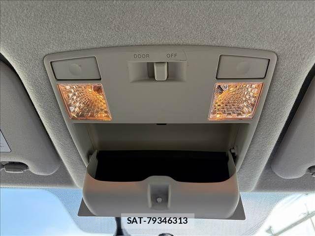Nissan LAFESTA 2011-08 7786115-20
