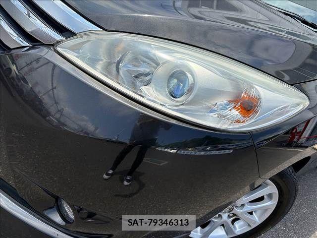 Nissan LAFESTA 2011-08 7786115-28