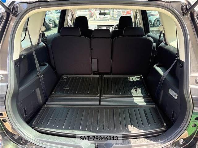 Nissan LAFESTA 2011-08 7786115-7