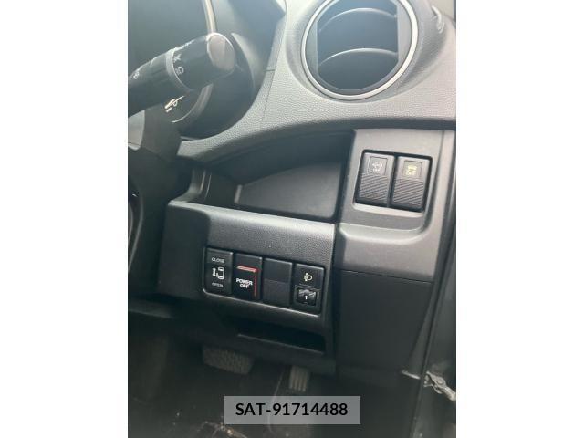 Nissan LAFESTA 2011-12 7786103-14