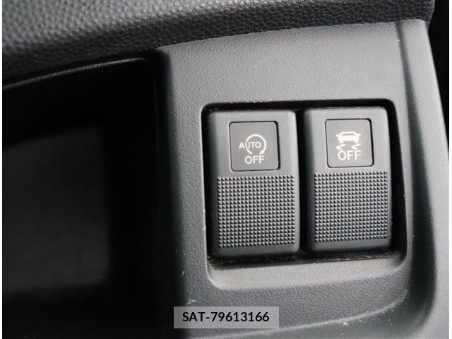 Nissan LAFESTA 2013-01 7786116-13
