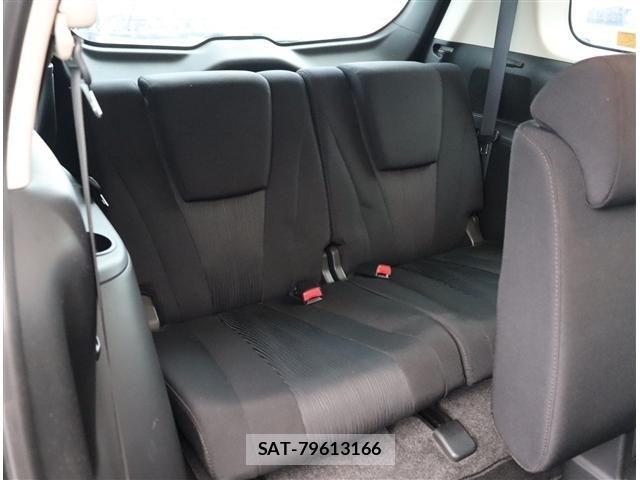 Nissan LAFESTA 2013-01 7786116-17