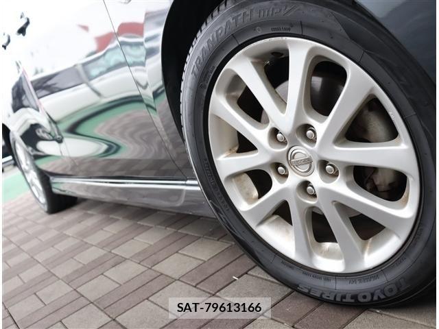 Nissan LAFESTA 2013-01 7786116-20