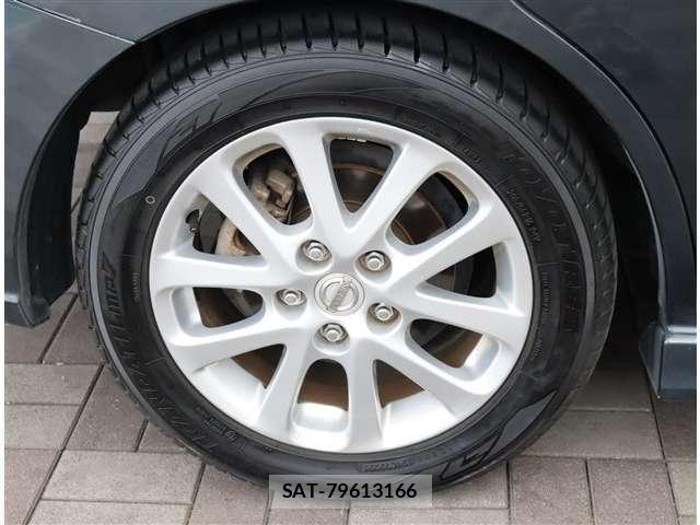 Nissan LAFESTA 2013-01 7786116-23