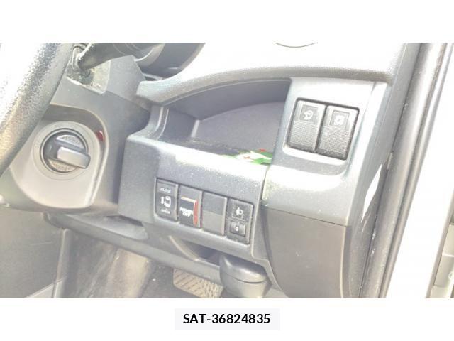 Nissan LAFESTA 2015-10 7877127-4
