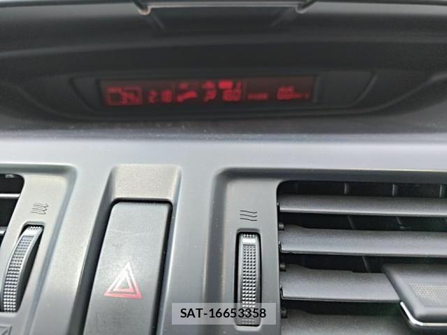 Nissan LAFESTA 2017-07 8036238-17