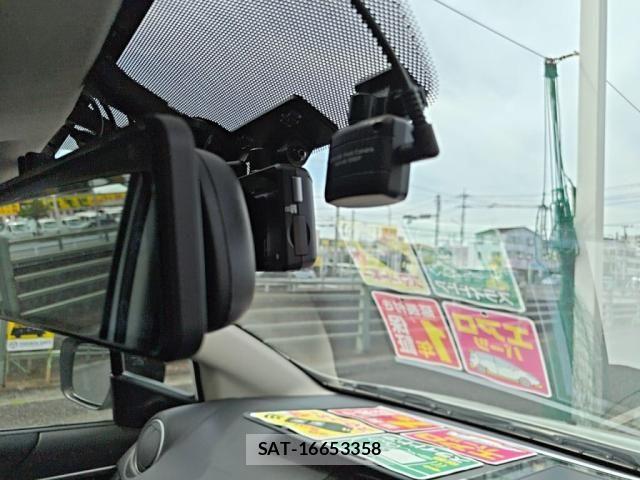 Nissan LAFESTA 2017-07 8036238-19