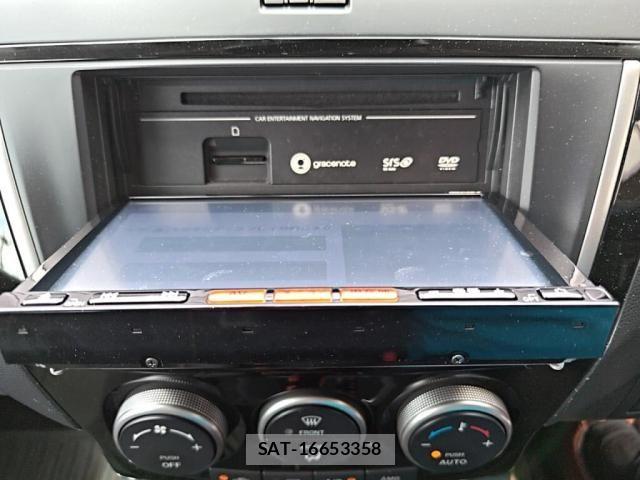 Nissan LAFESTA 2017-07 8036238-23