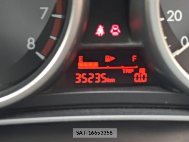 Nissan LAFESTA 2017-07 8036238-28