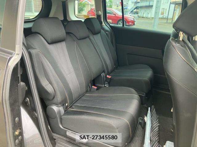 Nissan LAFESTA 2015-09 8230506-8