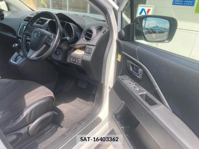 Nissan LAFESTA 2013-02 8230507-13