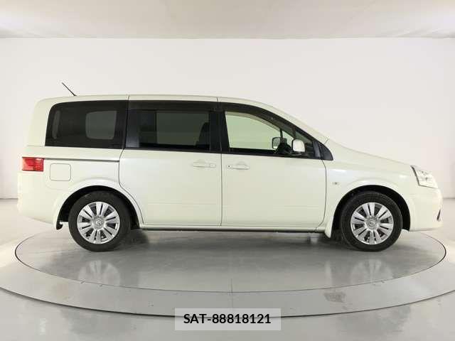 Nissan LAFESTA 2012-02 8245575-10
