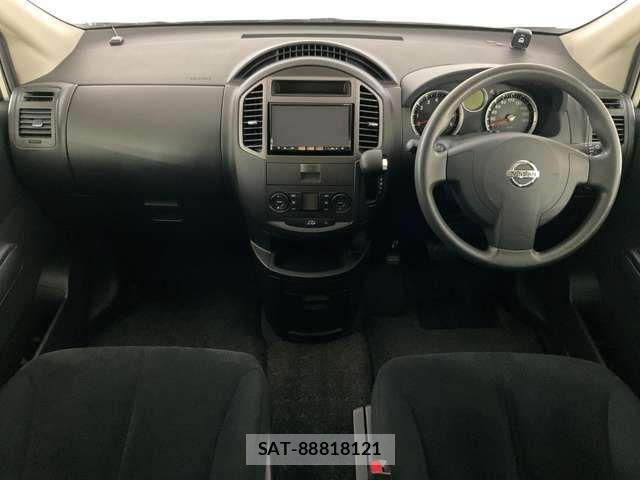 Nissan LAFESTA 2012-02 8245575-1