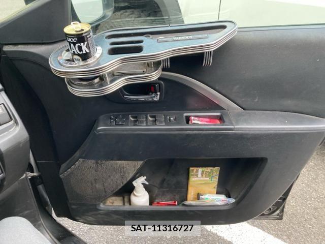 Nissan LAFESTA 2016-07 8315017-25