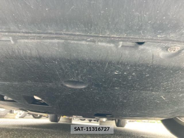 Nissan LAFESTA 2016-07 8315017-5