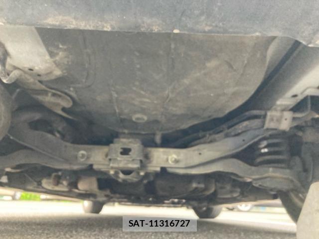 Nissan LAFESTA 2016-07 8315017-6
