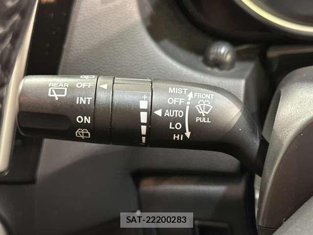 Nissan LAFESTA 2014-07 8354776-12