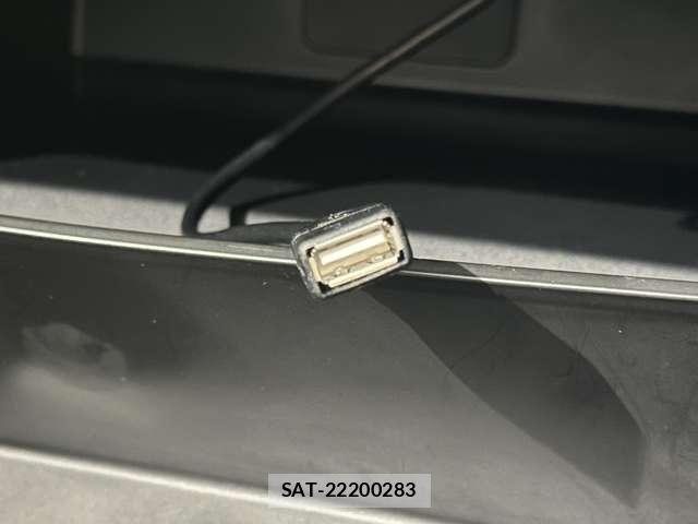 Nissan LAFESTA 2014-07 8354776-22