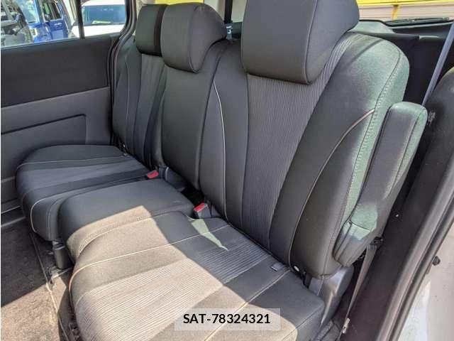 Nissan LAFESTA 2013-11 8354778-9