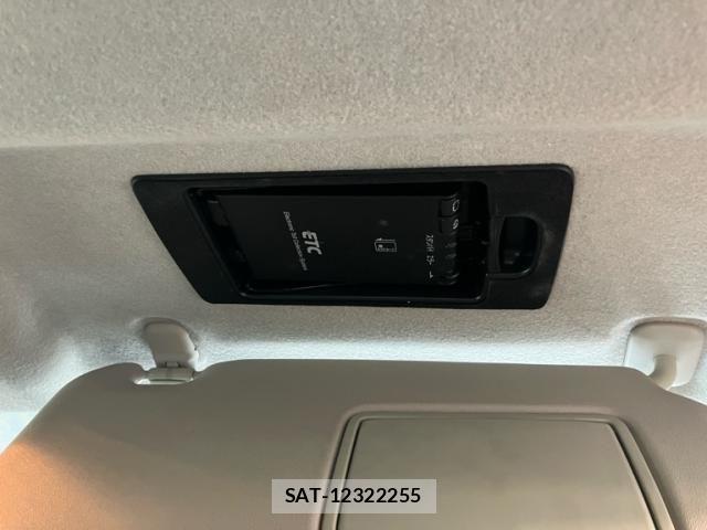 Nissan LAFESTA 2016-09 8366535-19