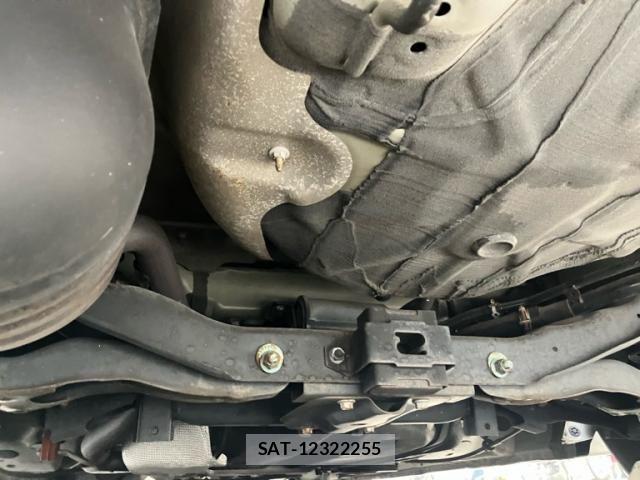 Nissan LAFESTA 2016-09 8366535-21