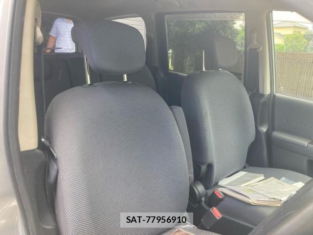 Nissan LAFESTA 2005-10 8366539-15