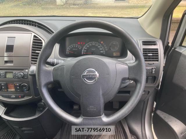 Nissan LAFESTA 2005-10 8366539-18