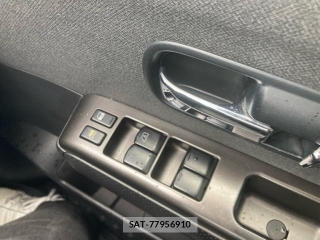 Nissan LAFESTA 2005-10 8366539-23