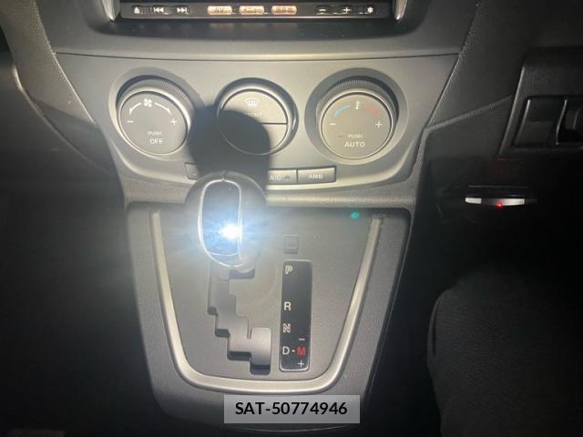 Nissan LAFESTA 2012-03 8366536-12