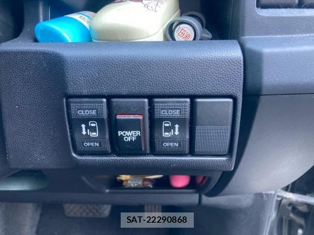 Nissan LAFESTA 2017-11 8366538-15