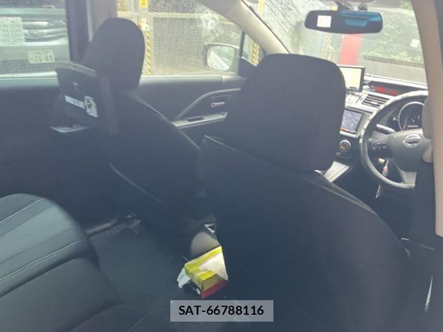 Nissan LAFESTA 2014-01 8371765-9